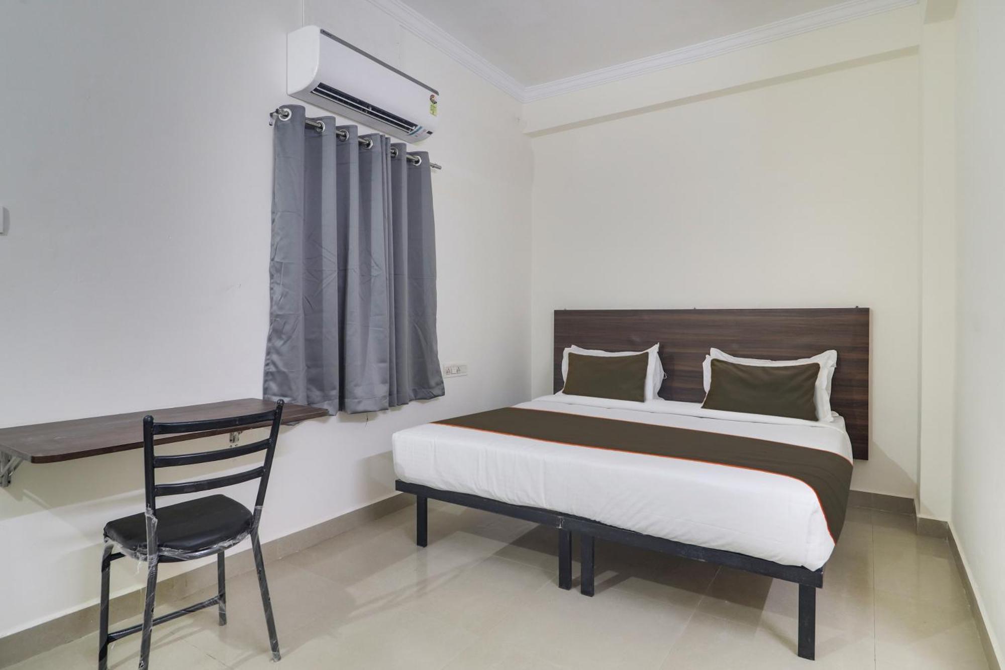 Hotel Collection O Sbr Kondapur Near Rto Office à Haïdarabad Extérieur photo